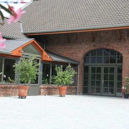 Hotel Oude Eycke Maaseik Exterior photo