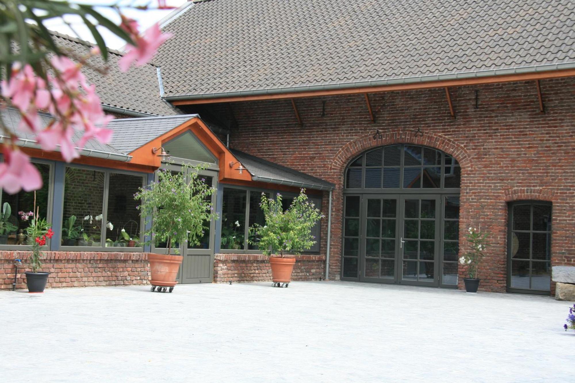 Hotel Oude Eycke Maaseik Exterior photo